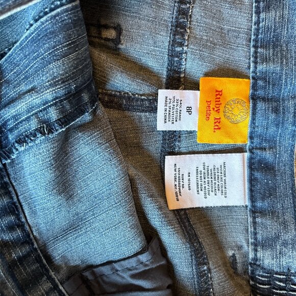 Ruby Rd. Petite Blue Denim Jeans Elastic Turquoise Bead Silver Size 8P - Picture 3 of 6